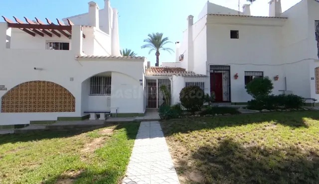 Casa 2 habitaciones en venta - Las Filipinas - foto 2