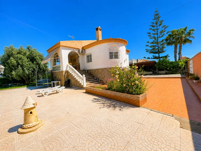 Villa 5 habitaciones 200m² en venta - La Siesta - El Salado - Torreta — 30