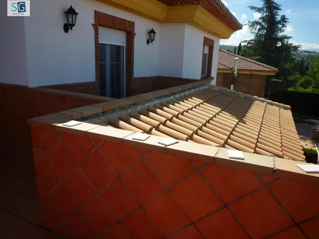 Chalet independiente con vistas panorámicas a Granada — 36
