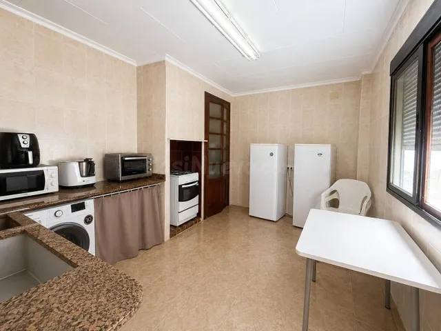 Chalet adosado en Pinedo a pocos minutos de Valencia - foto 4