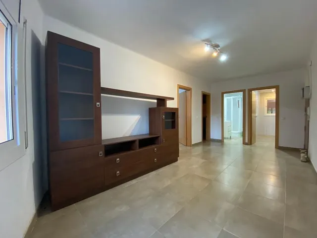 Edificio disponible Inversores — 23