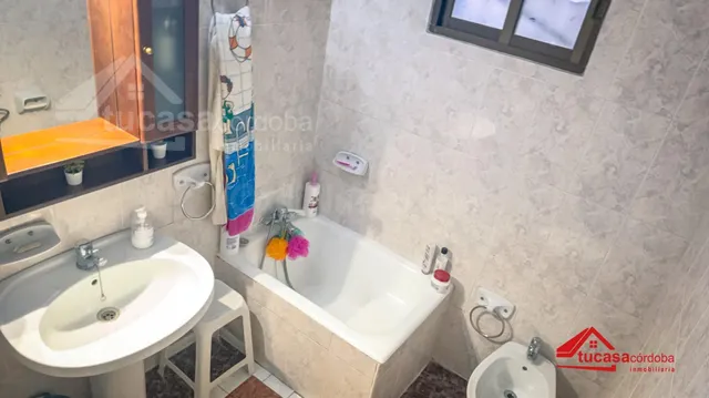 Casa con Terreno en Los Arenales HIPOTECABLE – Naturaleza, E - foto 5