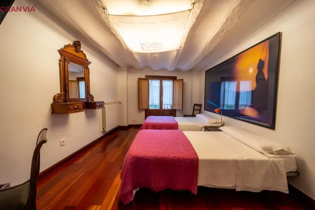 Preciosa casa a la venta en Sojuela — 27