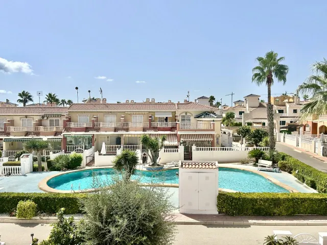 Casa 3 habitaciones 106m² en venta - Centro de la Ciudad Que - foto 2