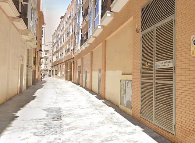 Local comercial para tu negocio cerca del Puerto de Cartagen - foto 5