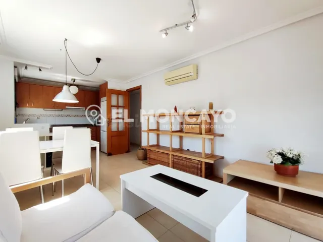 Fantástico apartamento con vistas al mar en Torrevieja, Alicante — 6