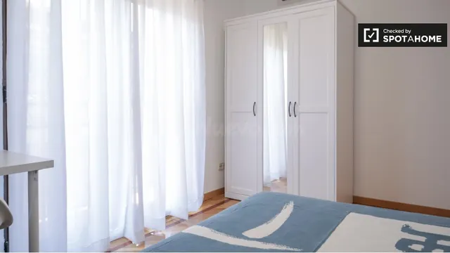 Alquiler de habitaciones en piso de 9 habitaciones en Numanc - foto 4