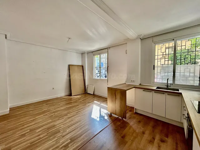 Amplia Planta Baja en Patraix, Valencia: Ideal para Familias - foto 2