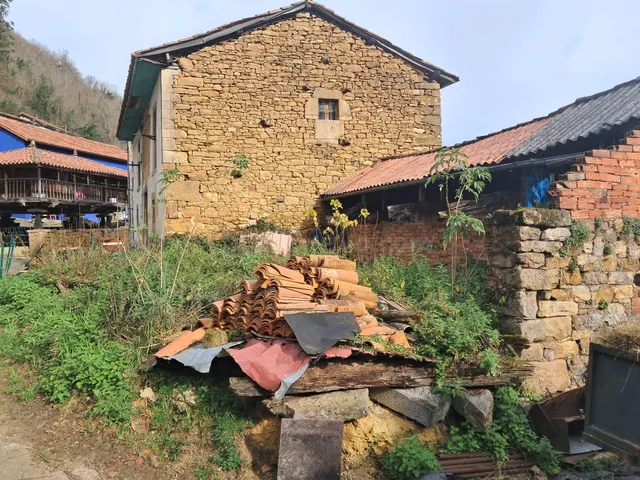 CASA DE PIEDRA EN ZONA RURAL — 5