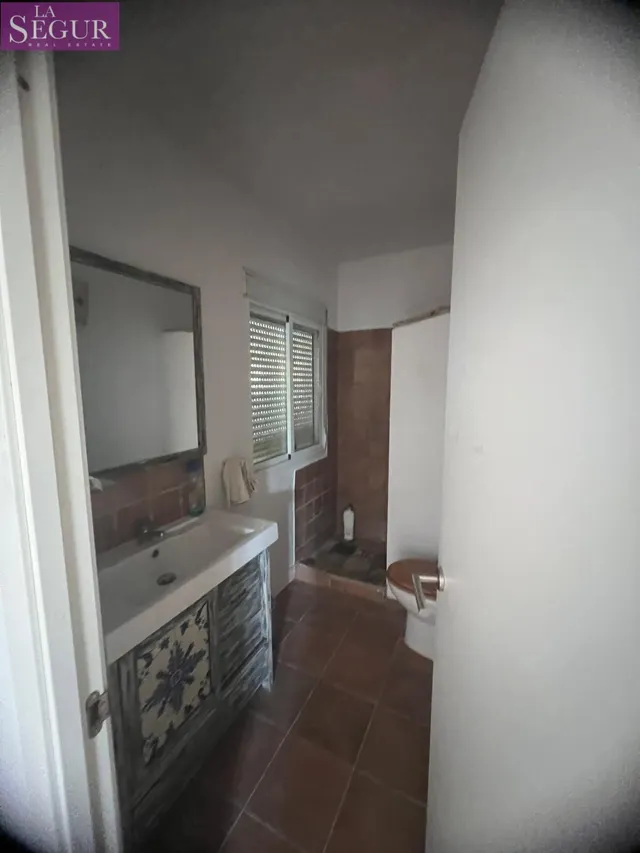Magnifica casa con terreno rustico en abejaruco — 10