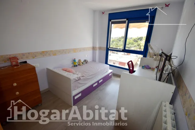 Amplio y luminoso en residencial con piscina y garaje, todo amueblado — 19