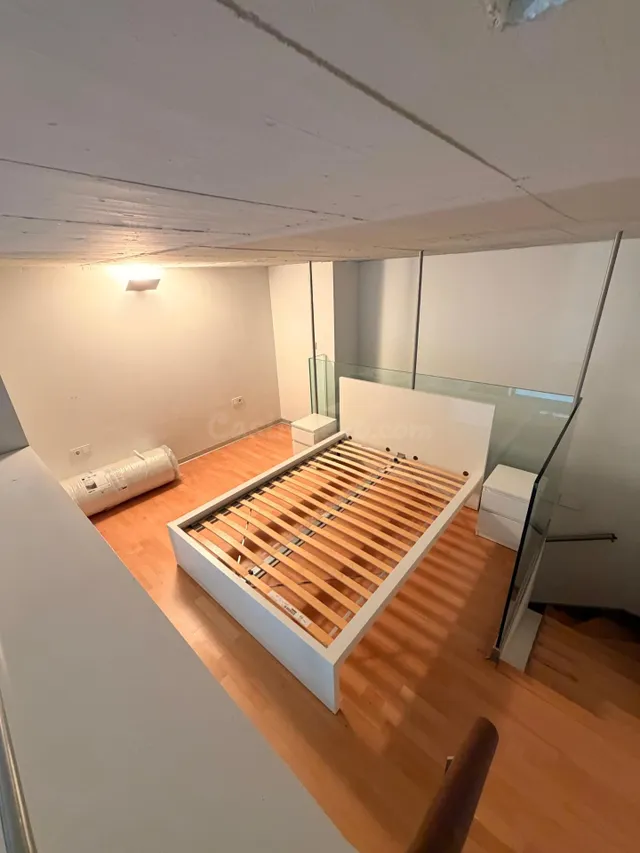 LOFT CON PLAZA DE GARAJE EN VARA DE QUART - foto 2
