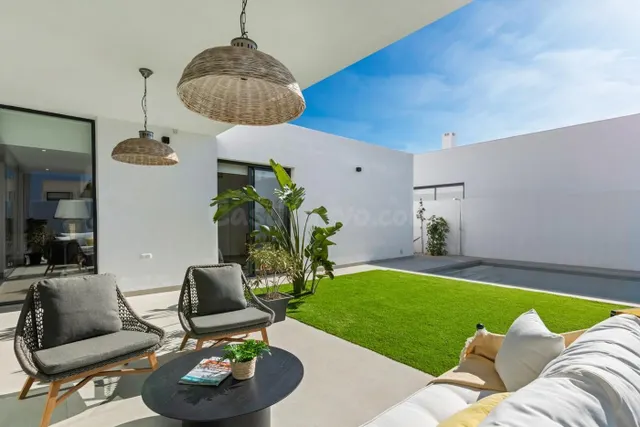 Detached villas  located in Mar De Cristal — 3