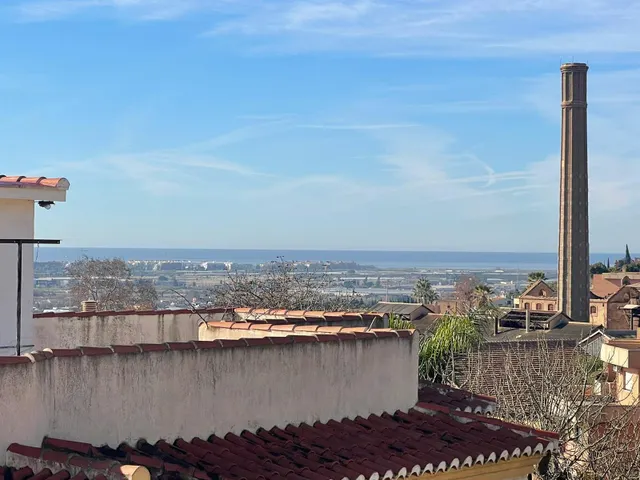 Adosado en Motril por 237000€ — 36