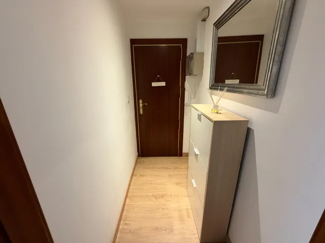 Piso CON ASCENSOR de 2 hab. (antes 3) completamente exterior reformado — 27