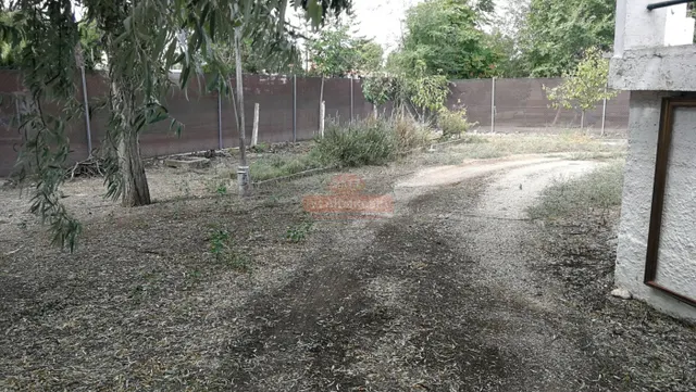 SE VENDE CASA CON TERRENO DE MÁS DE 3000 MTS EN LA URB. OJOS DE SAN JORGE JUNTO A LOS PRADOS — 47
