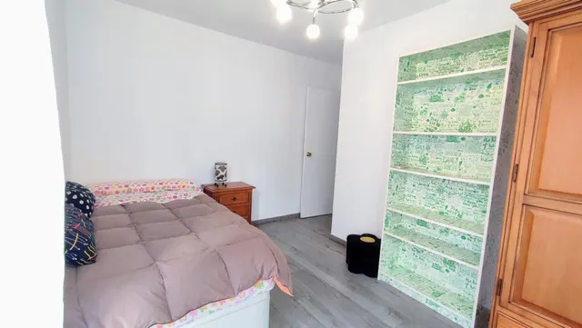 Vivienda tres dormitorios y aparcamiento en alquiler, Málaga - Centro — 32