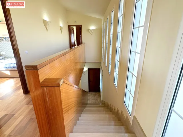 ¡CHALET ESQUINERO CON PISCINA PRIVADA Y VISTAS AL MAR EN EL MAS MEL! — 37
