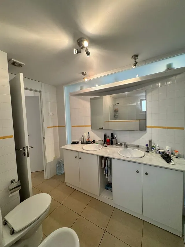 Precioso apartamento en planta baja con jardín privado, terraza y piscina en Orihuela Costa — 20