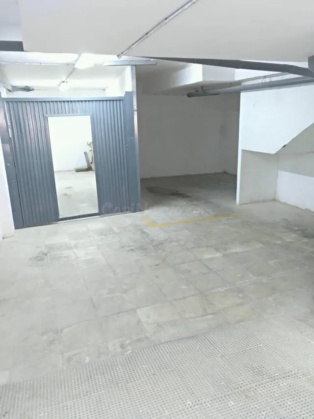 Se vende bajo para garajes Catedral - foto 5
