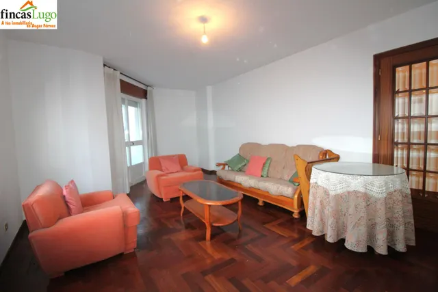 PISO DE 4 DORMITORIOS CERCA DEL CENTRO — 14
