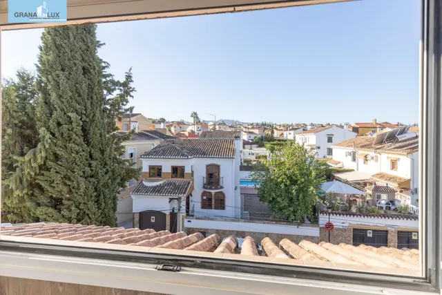 Casa adosada con terraza, vistas a Granada y Sierra Nevada, garaje y sótano — 30