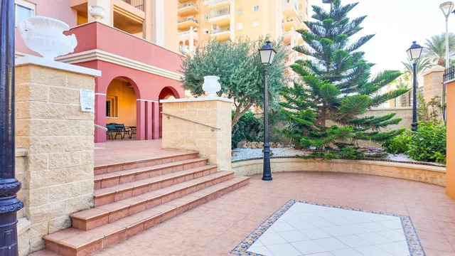 PLANTA 13 CON VISTAS AL MAR EN TORREVIEJA — 5