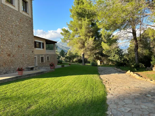 Chalet  con maravillosas vistas y piscina en alaro, facil acceso — 2