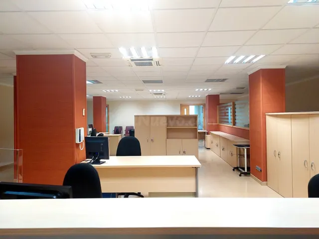 OFICINA -AV. LA RÀPITA- - foto 5