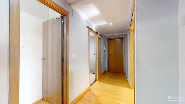 PISO DE RECIENTE CONSTRUCCIÓN CON AMPLIA TERRAZA, PISCINA, GARAJE Y TRASTERO — 33