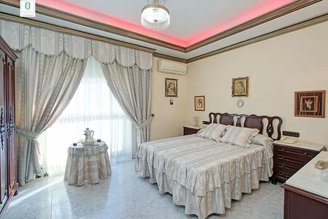 GRAN CASA EN ATARFE CON PISCINA — 24