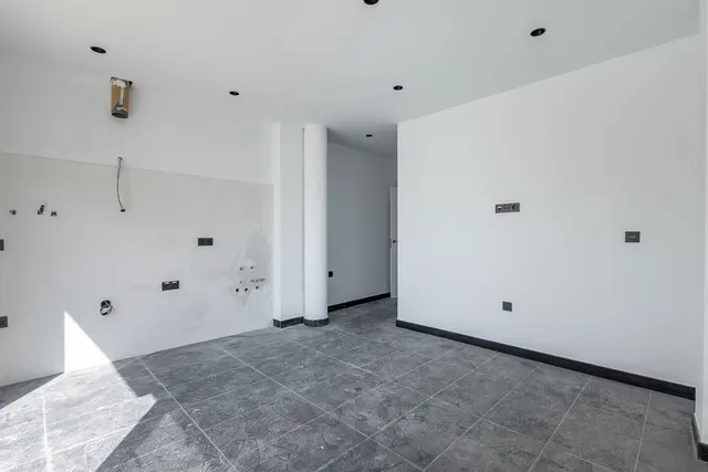 Edificio de nueva construcción en Churriana — 14