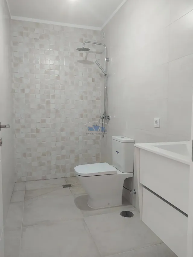 Piso en venta — 16