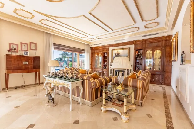 Chalet 7 habitaciones 852m² en venta - Marbella — 2