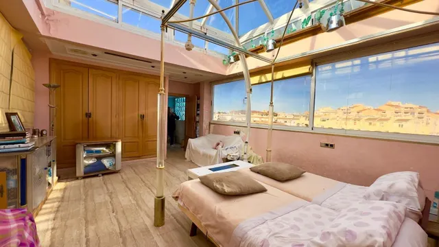 Ático 2 habitaciones 195m² en venta - Centro — 24