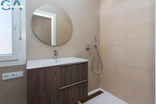 VILLA DE OBRA NUEVA EN HONDON DE LAS NIEVES — 21