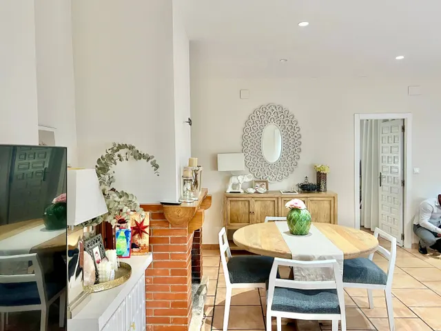Chalet urbano en san vicente del raspeig – 1.500 m2 de parcela, piscina y zona de barbacoa — 23