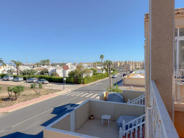 Playa Flamenca! Encantador Bungalow con gran terraza y vistas despejadas + Solarium privado con vistas al mar + Piscina comunitaria + Parking comunitario — 11