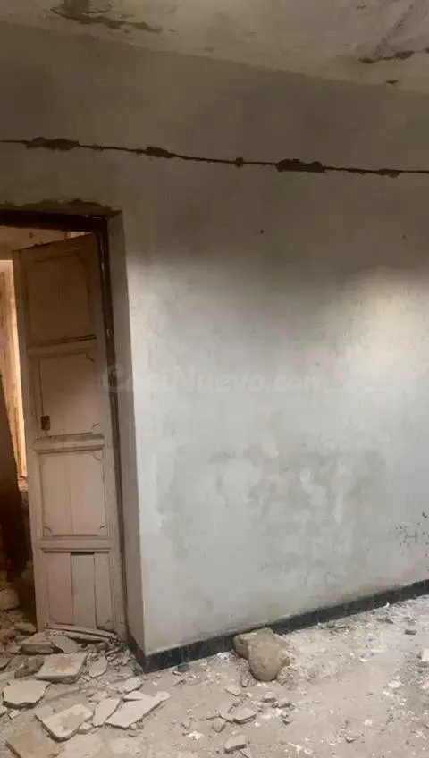 Gran vivienda para reformar de unos 800 m2 en el centro de C - foto 2