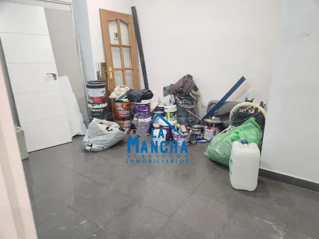 *105.000€* inmobiliaria la mancha vende local en carretera de jaen de Albacete. — 3