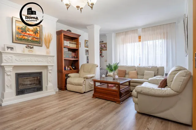 CHALET CON PISCINA Y JARDÍN A SOLO 10 MINUTOS DE GRANADA — 27
