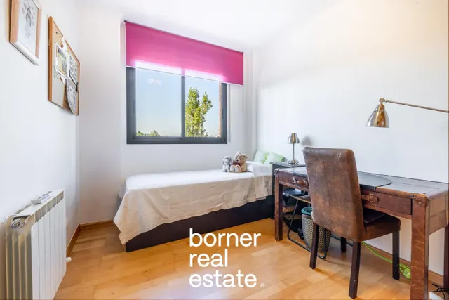 Piso en venta en Calle de Josep Puig i Cadafalch — 32