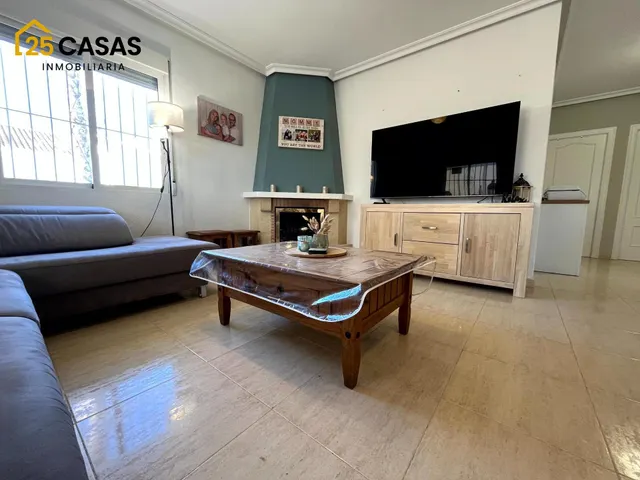 Chalet en Dolores con piscina climatizada, casa de invitados, paneles solares y mucho más — 12