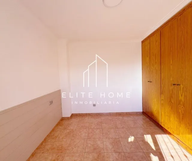 Una villa para disfrutar en familia en exclusiva urbanización y con el mediterráneo como horizonte — 43