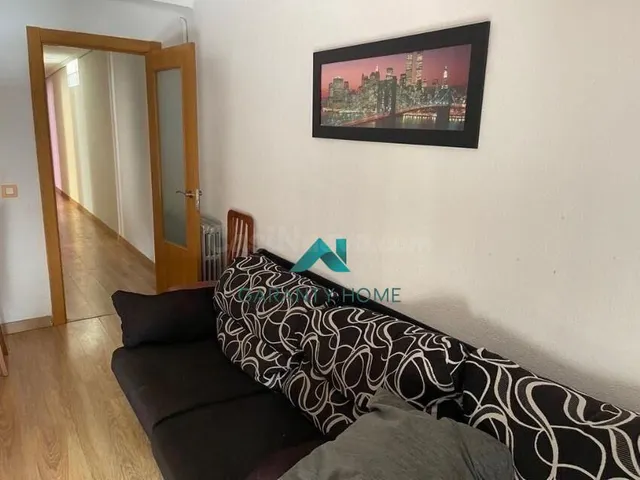 Piso de alquiler para estudiantes en Salamanca - foto 3