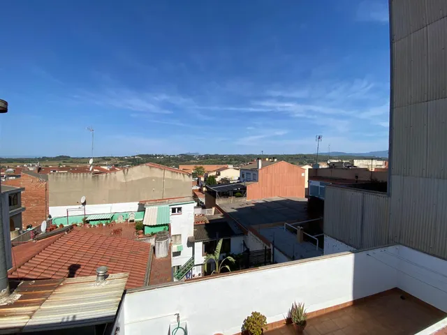 Casa unifamiliar en planta única con amplios espacios y gran terraza — 31