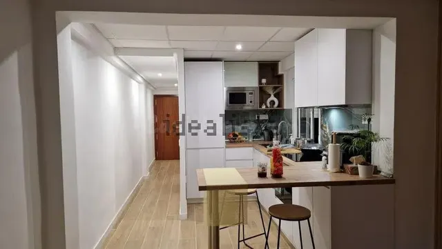 Alquiler de piso en Calle Vicente la Roda, 37 — 4