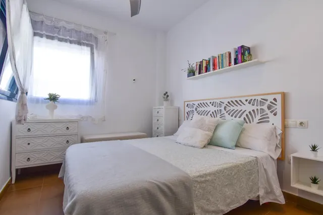 APARTAMENTO TEMPORAL EN LA PLAYA DE PUZOL — 18