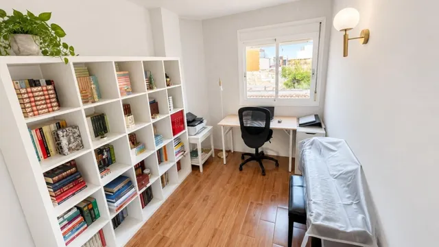 Espacio, luz y tranquilidad en Son Ferriol: 4 dormitorios, dos baños y un gran balcón para disfrutar cada día. — 11