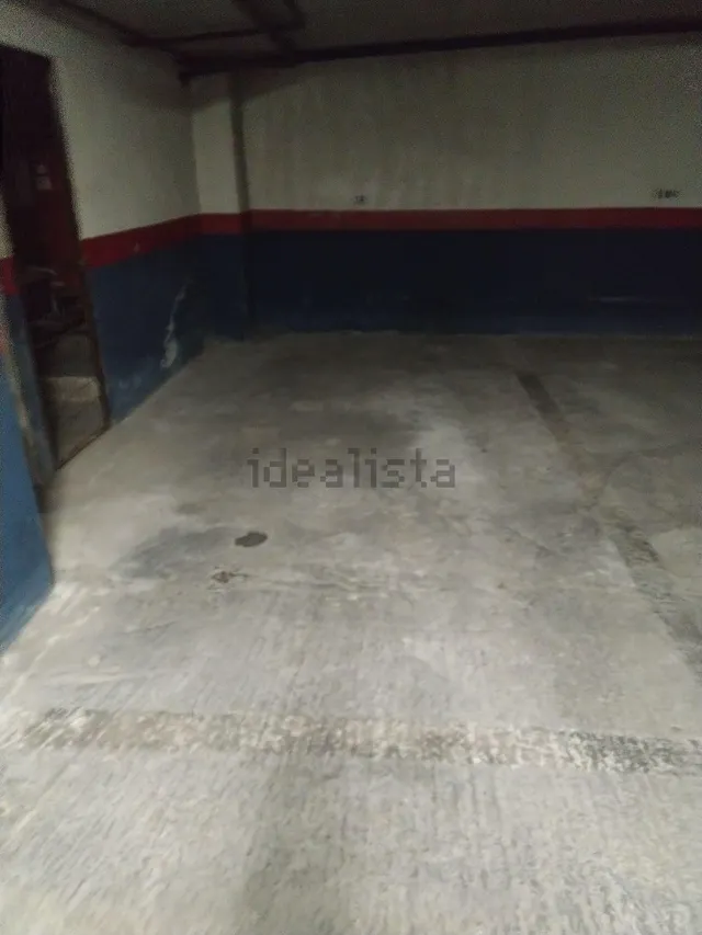 SE VENDE GARAJE / ZONA ALTOZANO — 7